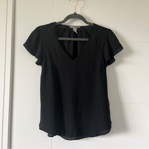 3/$45 H&M Chiffon Vneck Flutter Sleeve Blouse